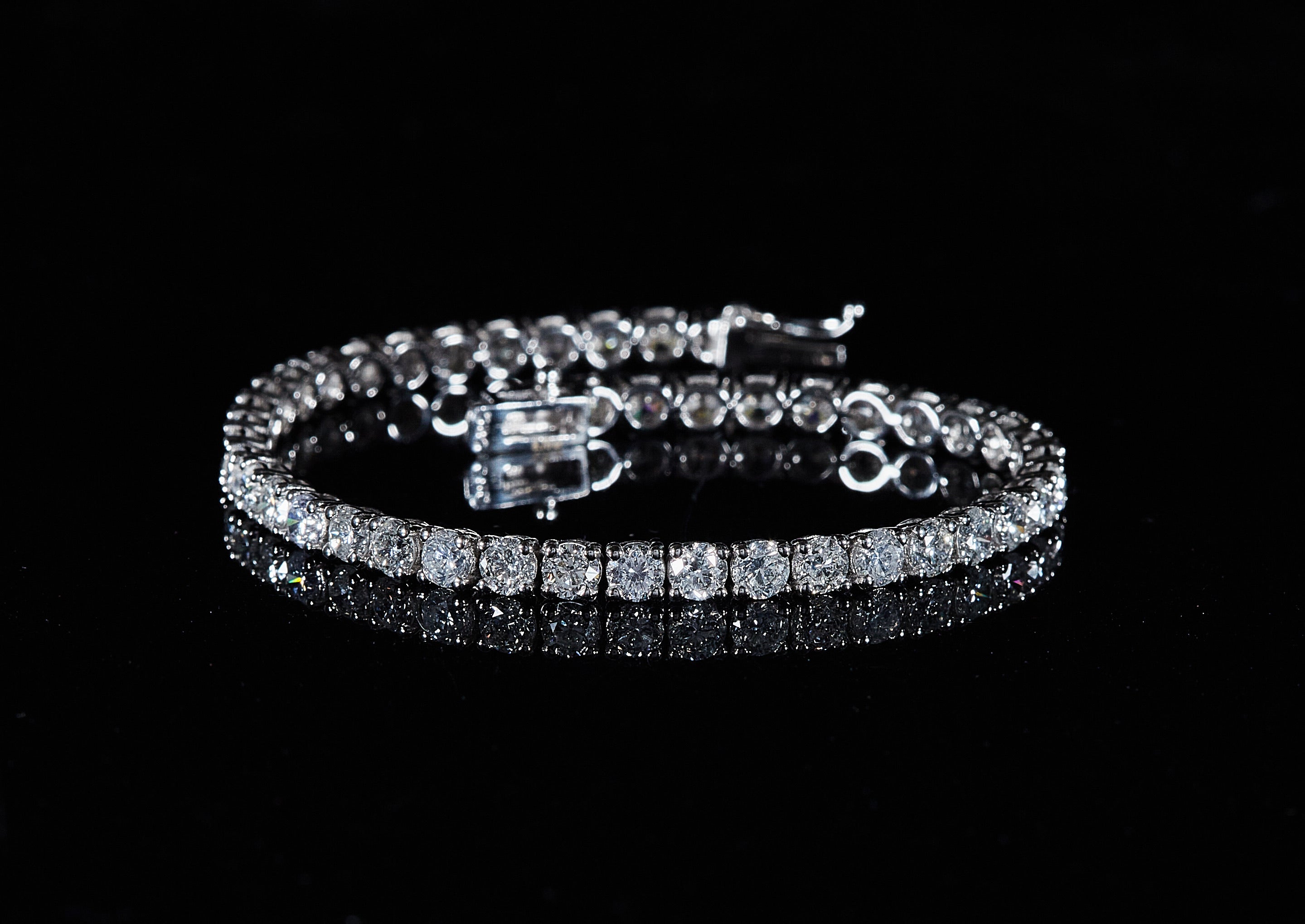 Natural diamond bracelets